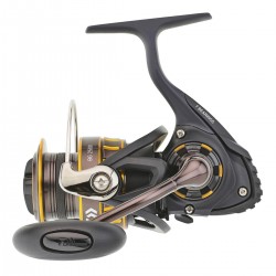 CARRETE DAIWA BG 2500